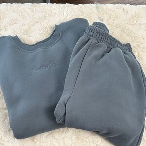 COMFRT sky blue sweatshirt and sweatpants set Sz L